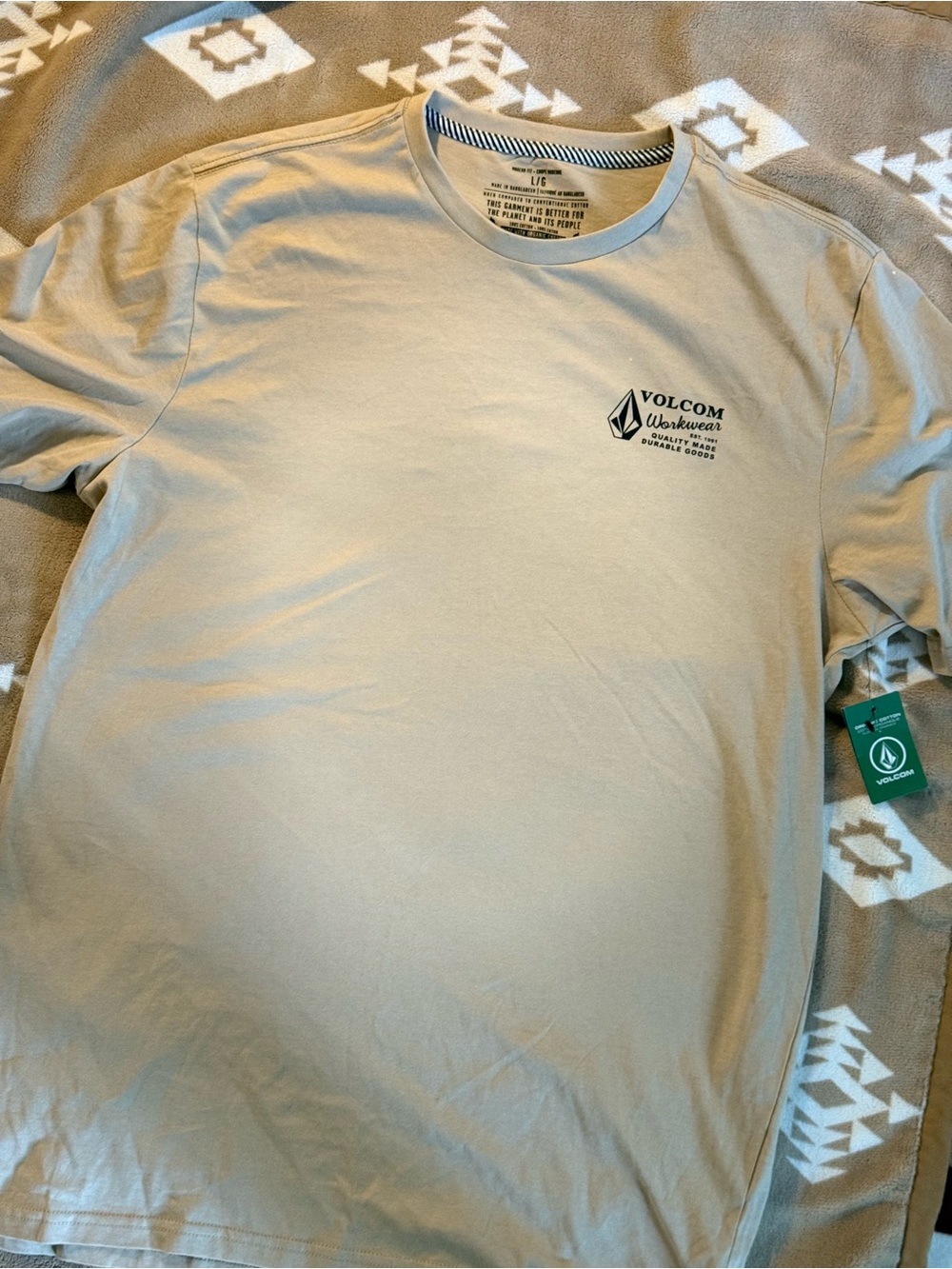 Volcom Men’s Light Beige Crew Neck Short Sleeve Tee